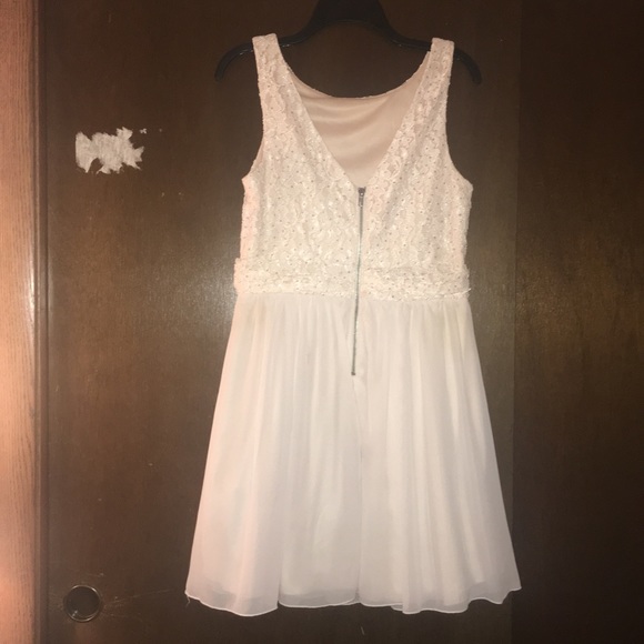 BLUSH FORMAL DRESS - Picture 5 of 8